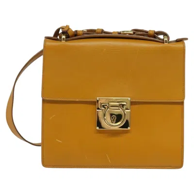 Pre-owned Ferragamo Gancini Leather Shoulder Bag ()