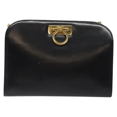 Pre-owned Ferragamo Gancini Leather Shoulder Bag ()