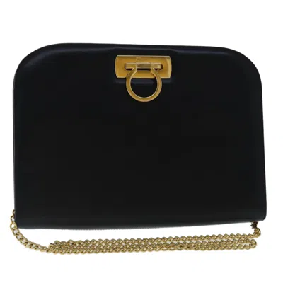 Pre-owned Ferragamo Gancini Leather Shoulder Bag () In Black