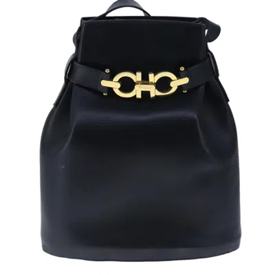Pre-owned Ferragamo Gancini Leather Shoulder Bag () In Black