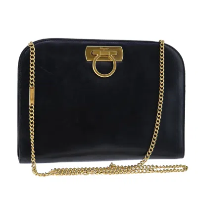Pre-owned Ferragamo Gancini Leather Shoulder Bag () In Black
