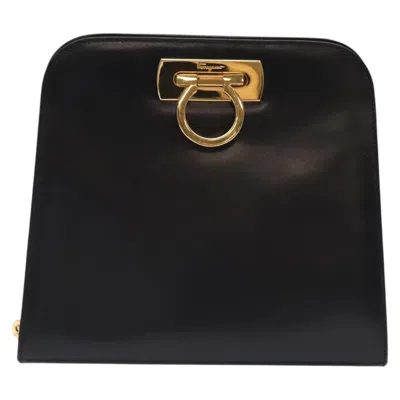 Pre-owned Ferragamo Gancini Leather Shoulder Bag () In Black