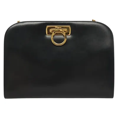 Pre-owned Ferragamo Gancini Leather Shoulder Bag () In Black