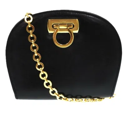 Pre-owned Ferragamo Gancini Leather Shoulder Bag () In Black