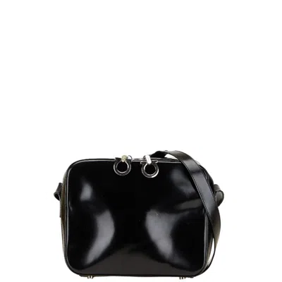 Pre-owned Ferragamo Gancini Leather Shoulder Bag () In Black