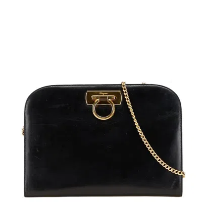 Pre-owned Ferragamo Gancini Leather Shoulder Bag () In Black