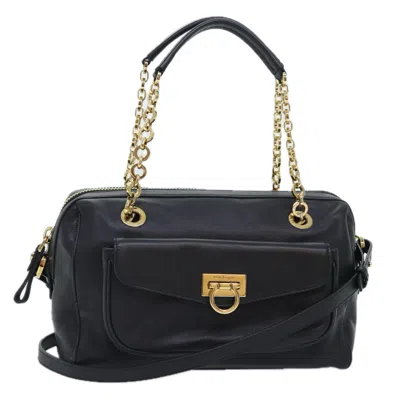 Pre-owned Ferragamo Gancini Leather Shoulder Bag () In Black