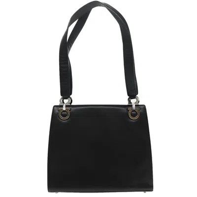 Pre-owned Ferragamo Gancini Leather Shoulder Bag () In Black