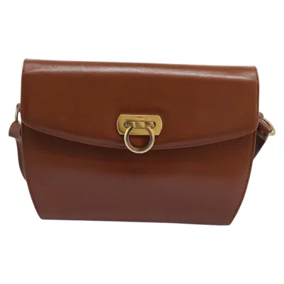 Pre-owned Ferragamo Gancini Leather Shoulder Bag () In Brown
