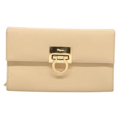 Pre-owned Ferragamo Gancini Leather Shoulder Bag () In Sand