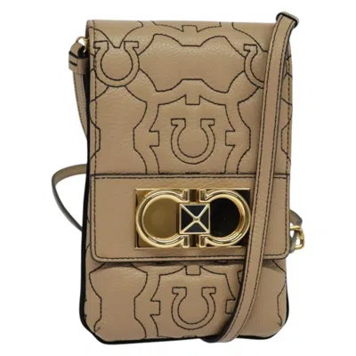 Pre-owned Ferragamo Gancini Leather Shoulder Bag () In Sand