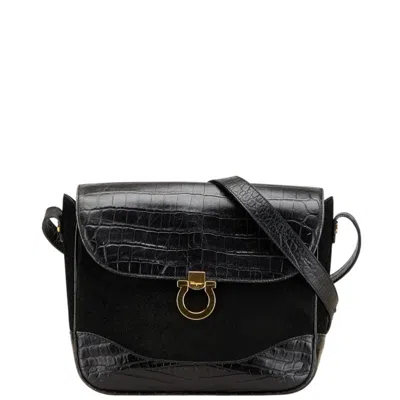 Pre-owned Ferragamo Gancini Leather Suede Shoulder Bag () In Black