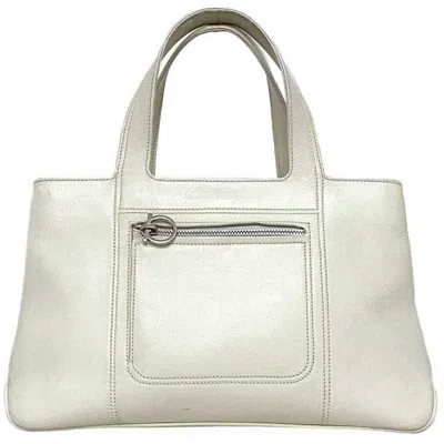 Pre-owned Ferragamo Gancini Leather Tote Bag () In White