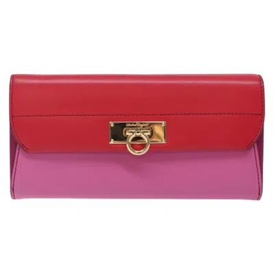 Pre-owned Ferragamo Gancini Leather Wallet () In Pink