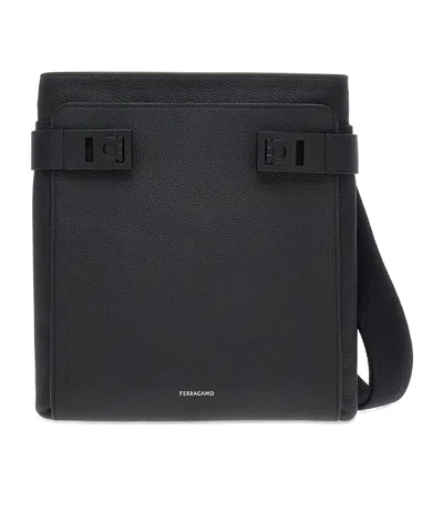 FERRAGAMO SALVATORE FERRAGAMO GANCINI-LOCK LOGO PRINTED SHOULDER BAG