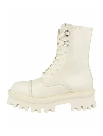 Pre-owned Ferragamo Gancini Logo Calf Leather Lace-up Boots W/ Tags In White
