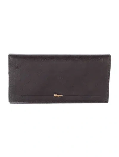 Pre-owned Ferragamo Gancini Logo Leather Bifold Wallet In Brown