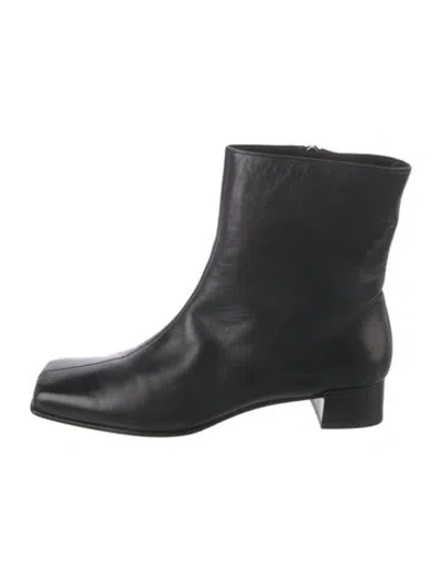 Pre-owned Ferragamo Gancini Logo Leather Boots In Black