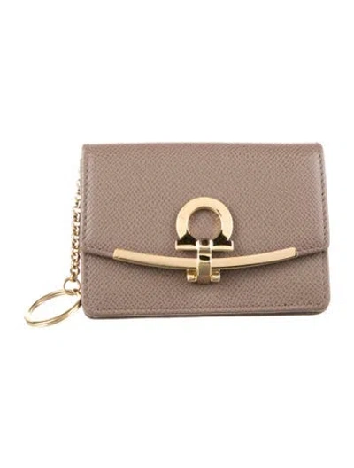 Pre-owned Ferragamo Gancini Logo Leather Card Holder In Neutrals