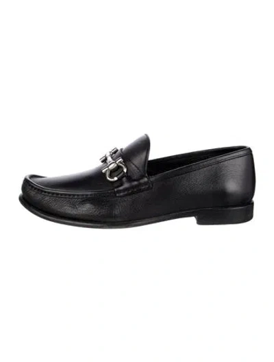 Pre-owned Ferragamo Gancini Logo Leather Loafers In Black