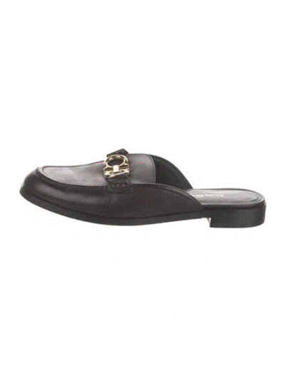 Pre-owned Ferragamo Gancini Logo Leather Mules In Black