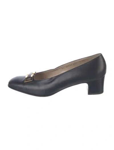 Pre-owned Ferragamo Gancini Logo Leather Pumps In Blue