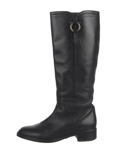 Pre-owned Ferragamo Gancini Logo Leather Riding Boots In Black