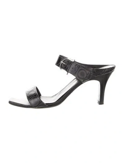 Pre-owned Ferragamo Gancini Logo Leather Slides In Black