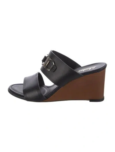 Pre-owned Ferragamo Gancini Logo Leather Slides In Black
