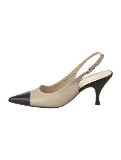 Pre-owned Ferragamo Gancini Logo Leather Slingback Pumps In Neutral