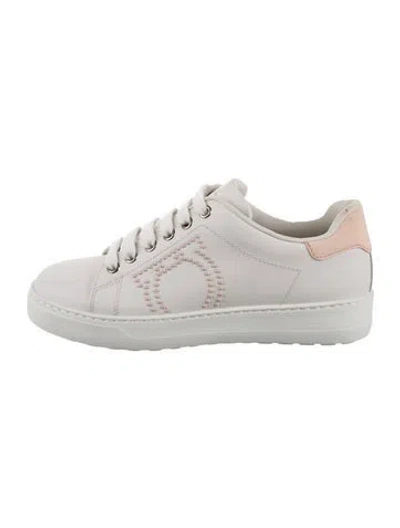 Pre-owned Ferragamo Gancini Logo Leather Sneakers In White