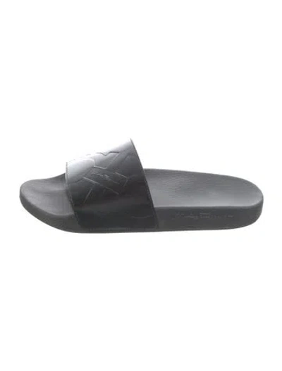 Pre-owned Ferragamo Gancini Logo Rubber Slides In Black