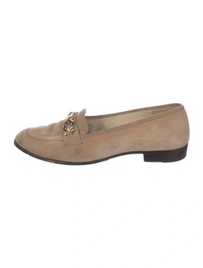 Pre-owned Ferragamo Gancini Logo Suede Loafers In Neutral
