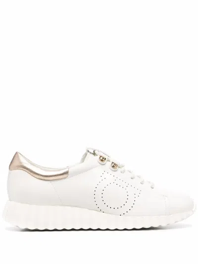 Ferragamo Gancini Low-top Sneakers In 白色