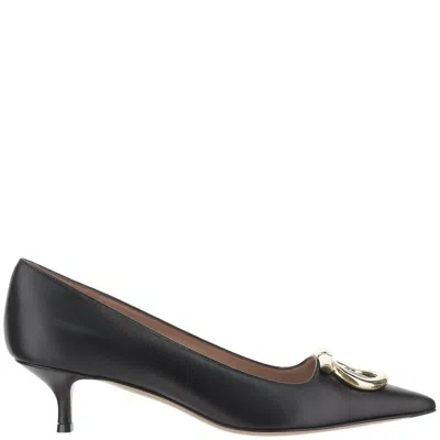 Ferragamo Gancini Maxi Pumps In Black