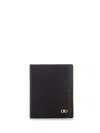 Ferragamo Calfskin Bi-fold Credit Card Case Billfold In Black