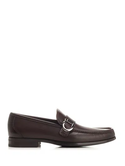 Ferragamo Loafers Metal Buckle Detail Round Toe In Brown