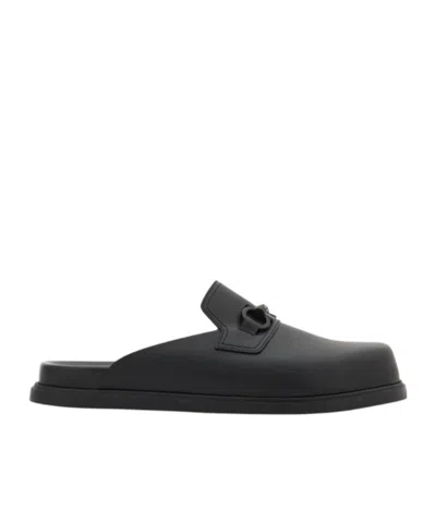 Ferragamo Mule Ornement Gancini Noir Taille 44 In Black