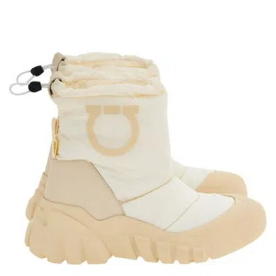 Ferragamo Gancini Padded Ski Boots In Multi