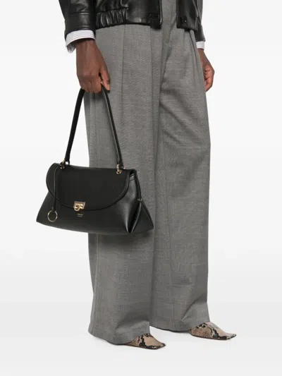 Ferragamo Gancini Pebbled Leather Tote Bag In Black