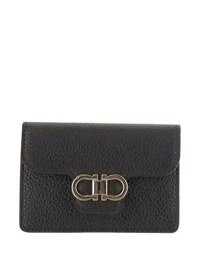 Ferragamo Gancini-plaque Leather Wallet In Black