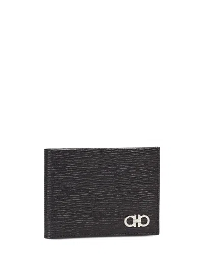 FERRAGAMO GANCINI-PLAQUE LEATHER WALLET