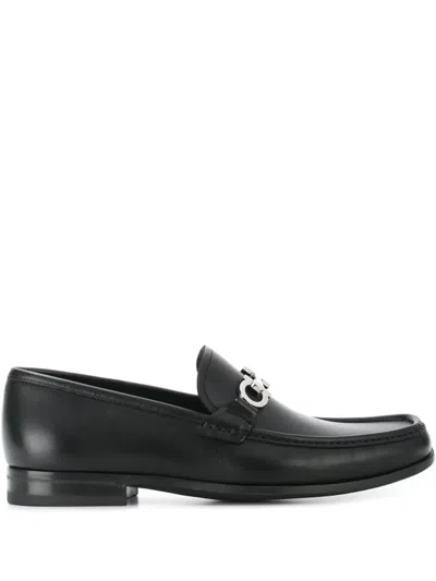 Ferragamo Gancini Ornament Loafers In Calf Leather In Nernewbiscnewbisc