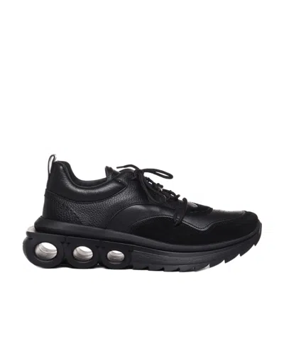 Ferragamo Gancini-plaque Low-top Sneakers In Black