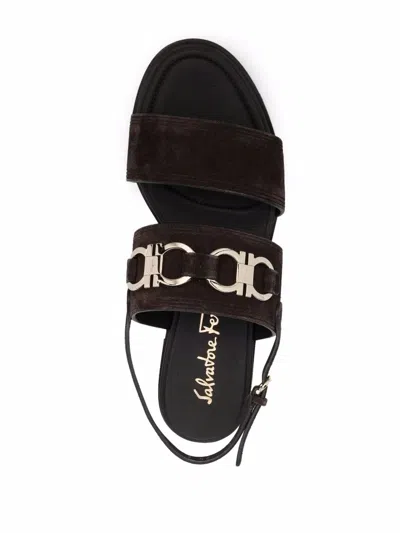 FERRAGAMO FERRAGAMO GANCINI-PLAQUE SUEDE SANDALS