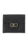 Ferragamo Gancini-plaque Wallet In Black
