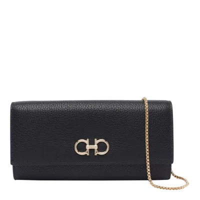 Ferragamo Gancini Pochette In Black