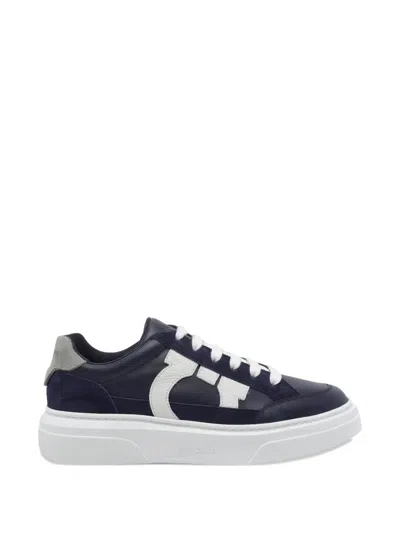 Ferragamo Low Top Sneakers Contrast Sole Design In Blue