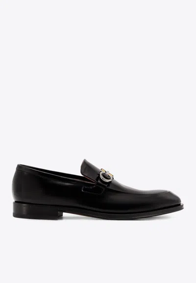 Ferragamo Gancini Shiny Leather Loafers In Black