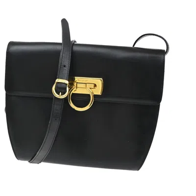 Pre-owned Ferragamo Gancini Shoulder Bag Leather Leather Shoulder Bag Bag () In Black